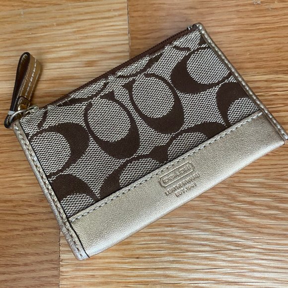Coach Handbags - COACH Signature C Mini Wallet and Key Chain